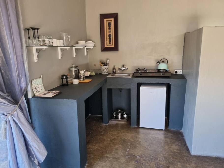 Hackberry House Black Thorn Cottage, Off Grid Khemsbok Exterior foto